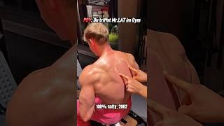 POV: Du triffst Mr.LAT im Gym… #muskelaufbau #fitnessstudio #gym #rückentraining #fitness #lat