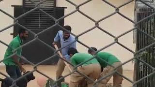 Lion Attack at Bahria Town Zoo Karachi - White Tiger Attacked a Man in Bahria Town Zoo