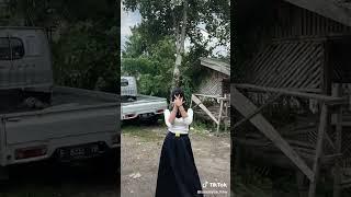 TIKTOK JILBAB ESEMPEH GUNUNG GEDE