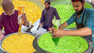 Karachi’s Best Street Drinks | Ice Mango Milkshake & Classic Pakola Soda