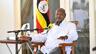 President Museveni takes on tough questions from Journalists at Mbale State Lodge