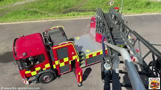 South Yorkshire Fire & Rescue | Sheffield Parkway Scania / Rosenbauer / Metz TL (4K, HD)