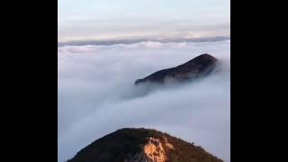 Туман над горами. Fog over the mountains