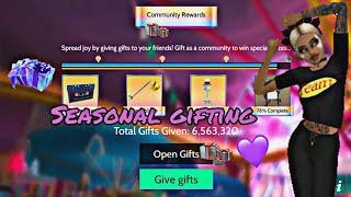 Deschid cadourile de la Seasonal gifting ~Avakin Life~