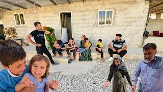 The ongoing crisis in Iran has caused Mahdi to worry about Fatemeh's situation in Tehran