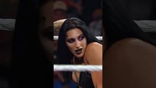 Rhea Ripley knows EXACTLY what she’s doing  #WWERaw