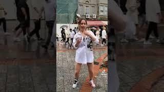 yağmur parlak en yeni tiktok videoları taksim