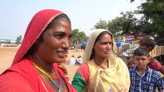 पुष्कर मेला, यहाँ अनपढ़ औरतें बोलती है फर्राटेदार इंग्लिश Women speaking English