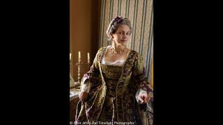 Dressing up a 1750- 60s lady