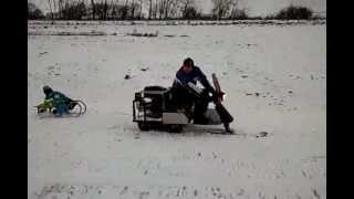 Selbstgebautes Schneemobil .Самодельный снегоход.