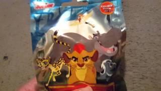 Opening more Lion Guard blind bags