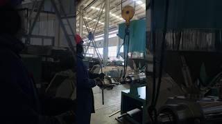 qifeng oil press machine workshop, oil extraction machine factory. oil making machine.