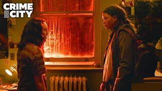 Riley Sneaks Into Ellie’s Room | The Last of Us (Storm Reid, Bella Ramsey)