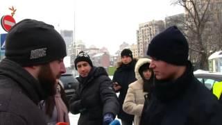 Активисты блокируют российские заправки