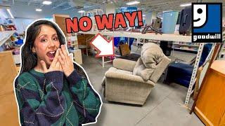 Goodwill Didn't Know This Was Worth $$$ - Come Thrift with a Full-Time Reseller