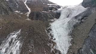 Актру. Малый ледник и водопад