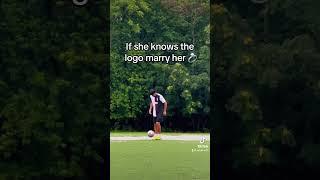 Does she know?‍ #football #soccer #viral #youtubeshorts #futbol