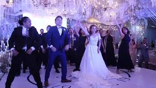 THE BEST WEDDING ENTOURAGE DANCE 2019 | Josef and Leslie