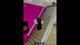 Robbing a house in Brookhaven #roblox #funny #kidgamer