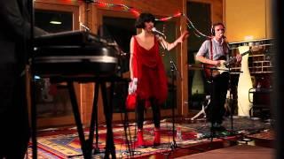 Kimbra - "Good Intent" (Live at Sing Sing Studios)