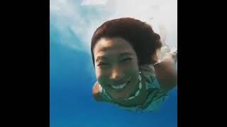 Underwater Japanese girl 09