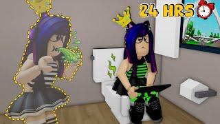 ME HAGO INVISIBLE PARA ESPIAR A MI GEMELA MALVADA en Brookhaven | Kori Roblox