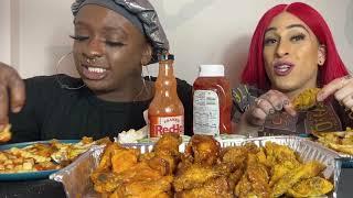 #WingWednesday with Kandie and Delishous