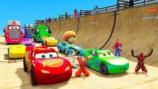 SPIDERMAN Vs HULK McQueen Friends CARS MEGA Color Blocks Ramp ! SUPERHERO Mack Truck Race - GTA V