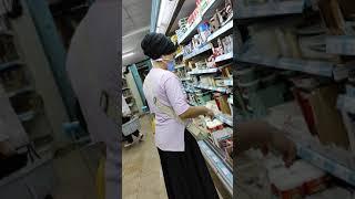 Sarıyer Büyük Armutludaki dolandirici turbanli kadin yanindakide oglu hic utanmasi yok kadinin.A-101