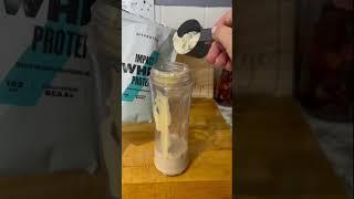 Festive McFlurry recipe #christmasrecipes #macrofriendly