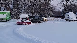 2005 chevy Silverado w/ drag pro plow 180z 16ft