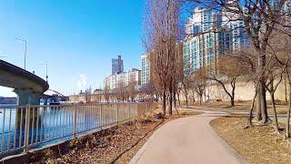 [4K SEOUL] Walking along the Han River in Seoul in the cold wind of winter