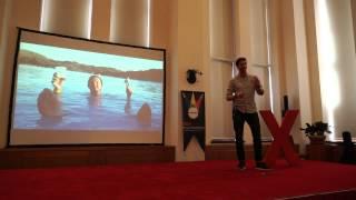 Why the travel bug will change your life | Mark van der Heijden | TEDxKoçUniversity