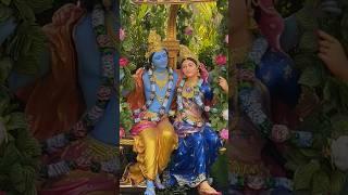 Radha ke man mein bus Gaye Kunj Bihari Vrindavan ke Swami Radhe Radhe #krishna #harekrishna