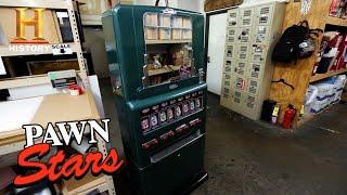 Pawn Stars: Chum's SUPER SWEET DEAL for 1940s Candy Machine (Season 18) | History