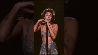 Miley Cyrus performs Flowers at GRAMMYs 2024 #shorts #mileycyrus #grammy #music #performance