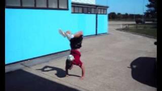 TEKSPELER® and PRO AM SOCCER COACHING LTD's "Macca" Just Simply freestyling.wmv