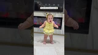 Miramız daha çok şaşırdı bence  Alırız bir maşallahınızı #baby #babygirl #ilkadım #mira #shorts