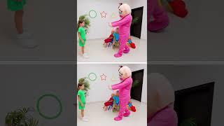 Green Light Red Light Challenge with Vania Mania Kids