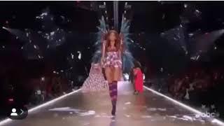 Yasmin Wijnaldum Victoria's Secret Runway Walk Compilation 2018