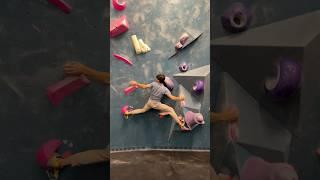 Stacked Knee Bar v7 Flash #climbing #bouldering