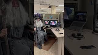 fridays in the office be like... #gandalf  #lotrtok #lordoftheringscosplay  #halloweencostume