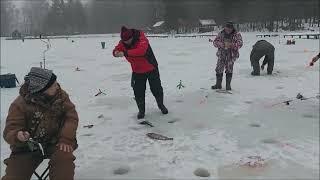 Интересная рыбалка на верхнем водоёме. Клёвое место, Лосиный остров.