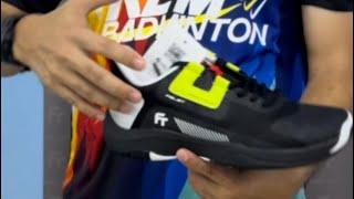 Felet Flash Pro Elite Badminton Shoes from Felet! Heading to the top!