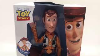 Toy Story - Bonecos Woody e Buzz