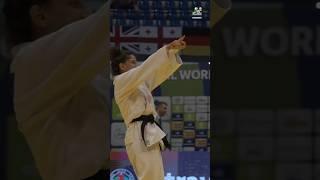 Özlem Yıldız World Champion