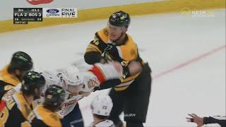 NHL Драка! Никита Задоров (Nikita Zadorov) vs Сэм Беннетт (Sam Bennett) 11.03.2025