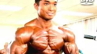 USAMuscle: 2007 USA Bodybuilding Pump Room 2