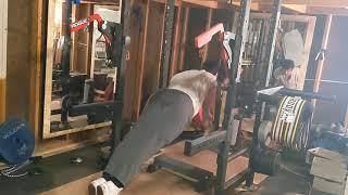 Olympic rings superset: Pelican holds & ring push ups @215 lbs