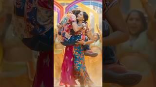 Vishnupriya lift and carry easily on her hip #strongwomen #tallgirls #lifting #shortboy #gym #viral